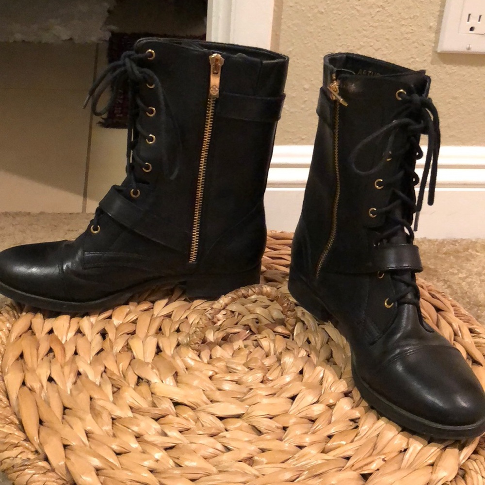 Boots with gold accent
